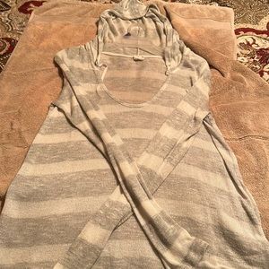 Large women’s thin hoodie